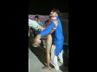 video by pakistani mujra